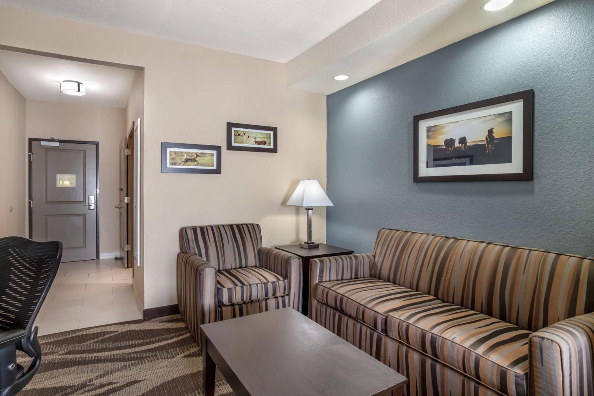 Best Western Plus Lake Jackson Inn & Suites Екстериор снимка