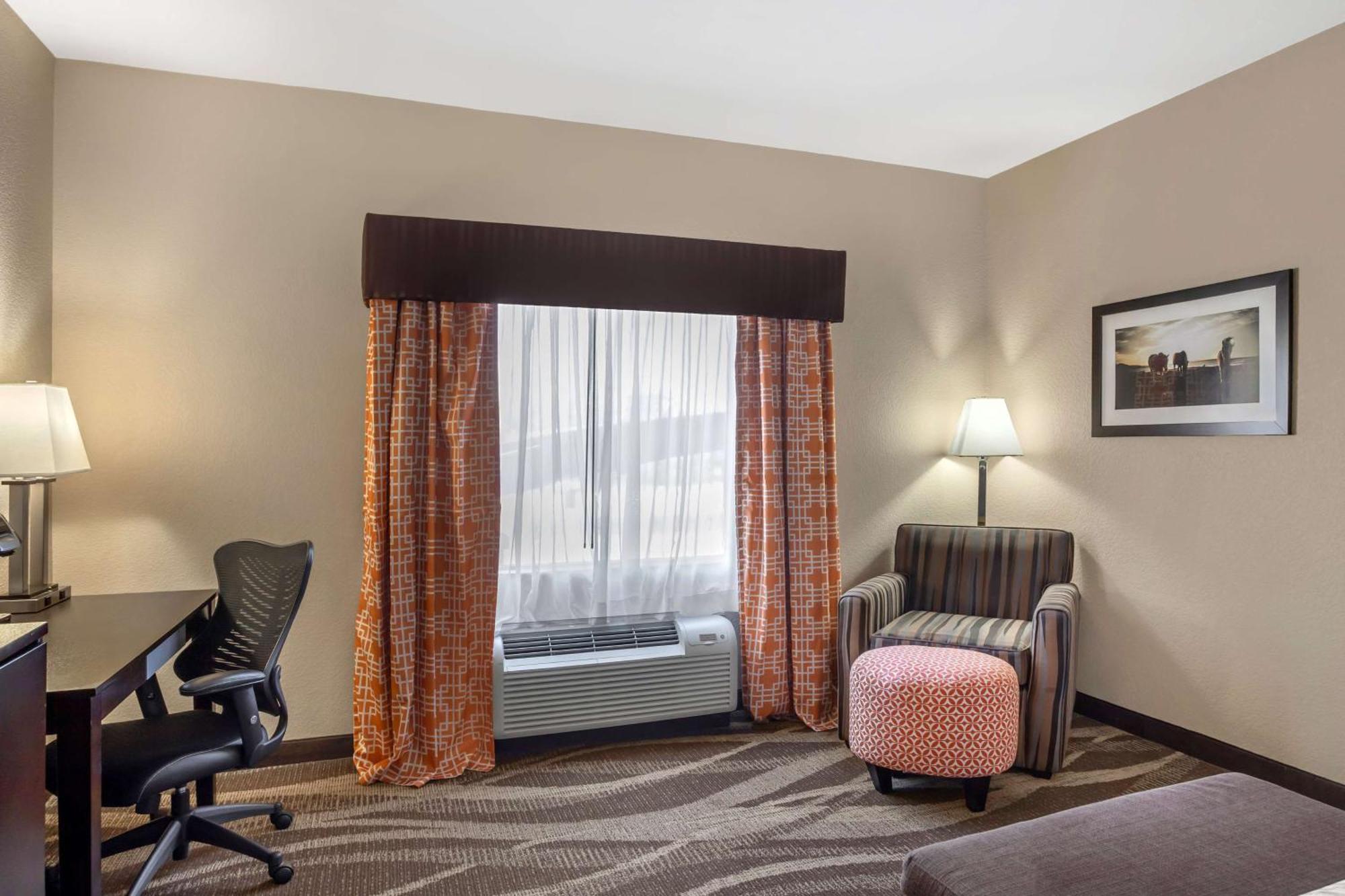 Best Western Plus Lake Jackson Inn & Suites Екстериор снимка