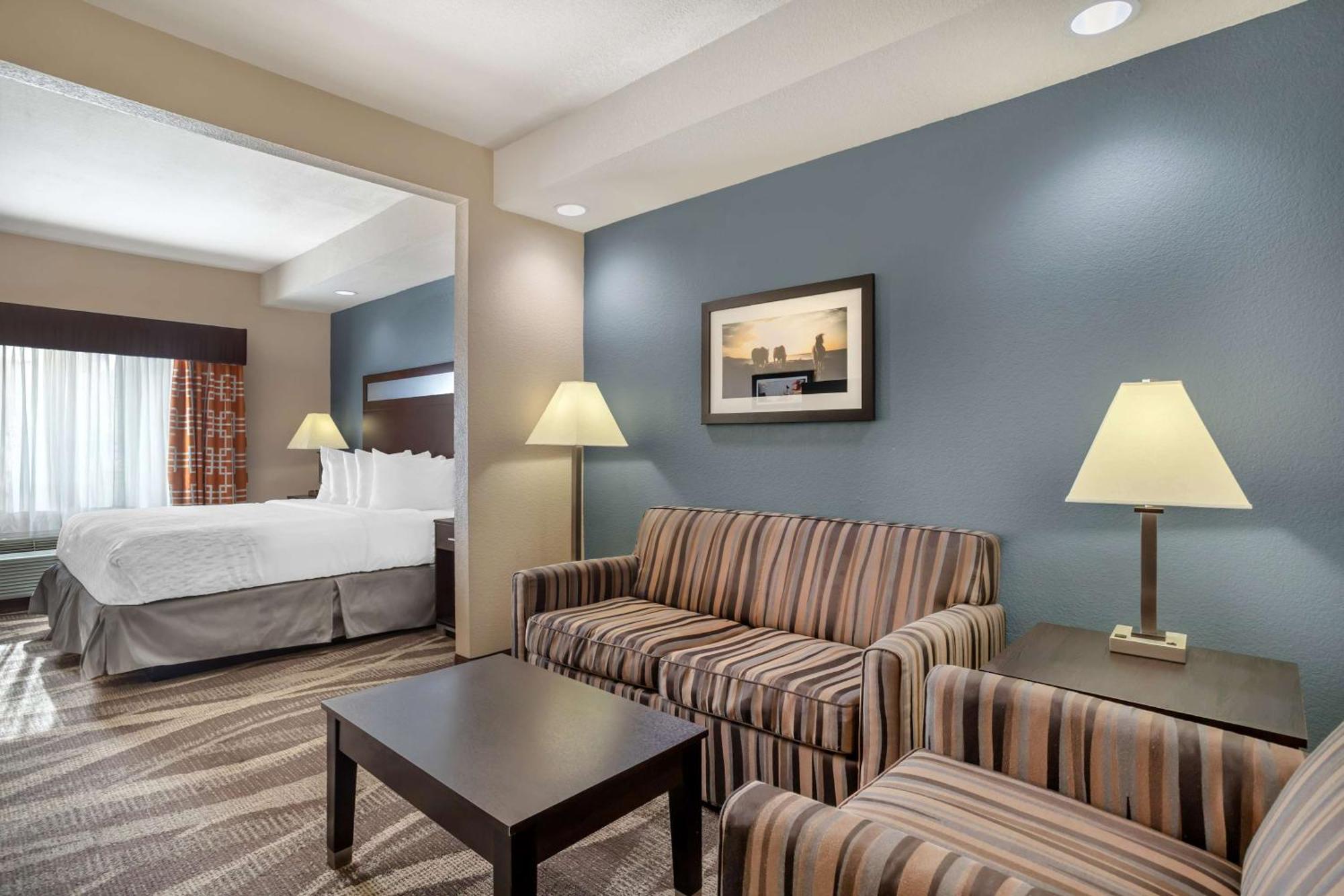 Best Western Plus Lake Jackson Inn & Suites Екстериор снимка