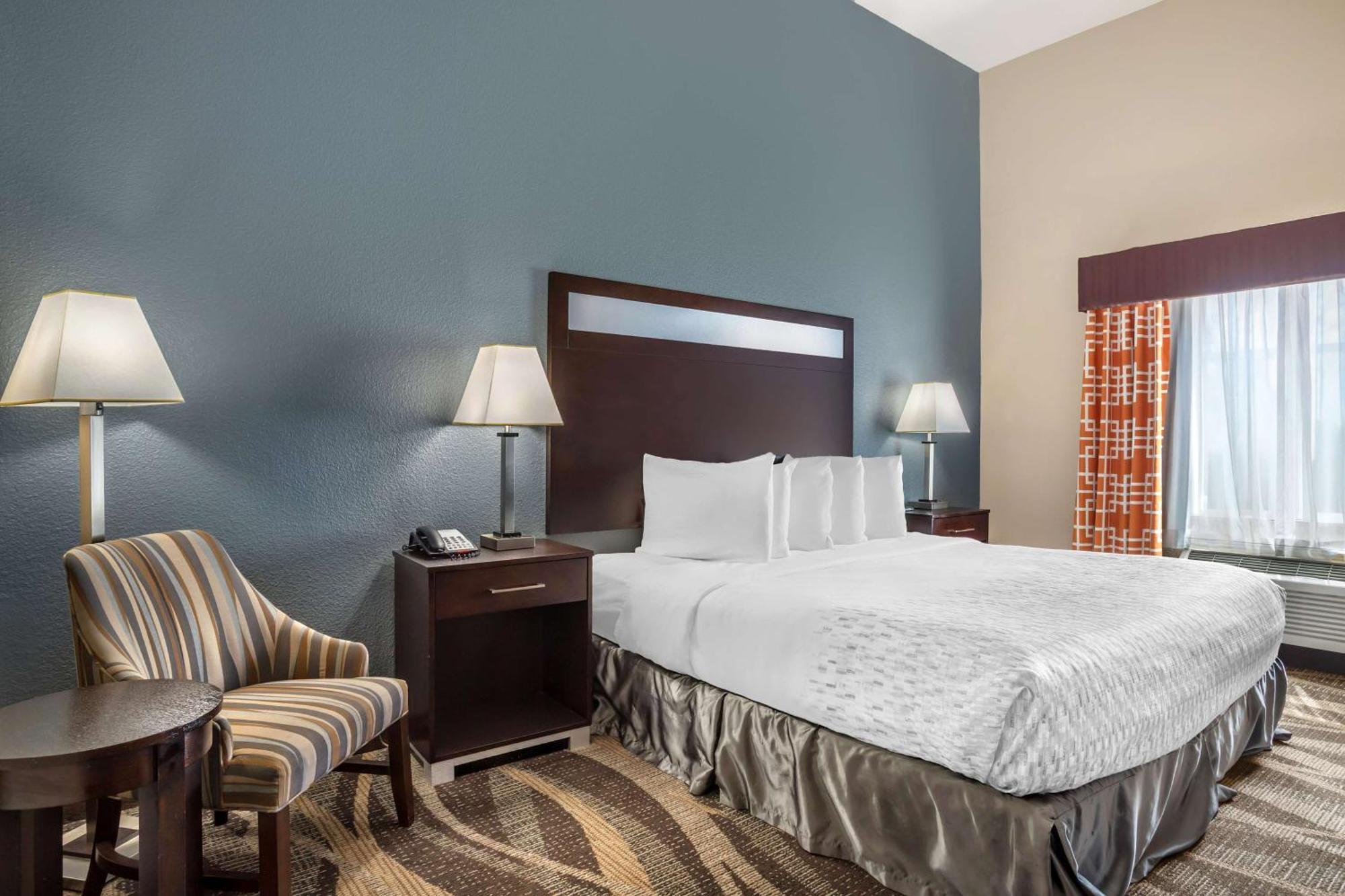 Best Western Plus Lake Jackson Inn & Suites Екстериор снимка